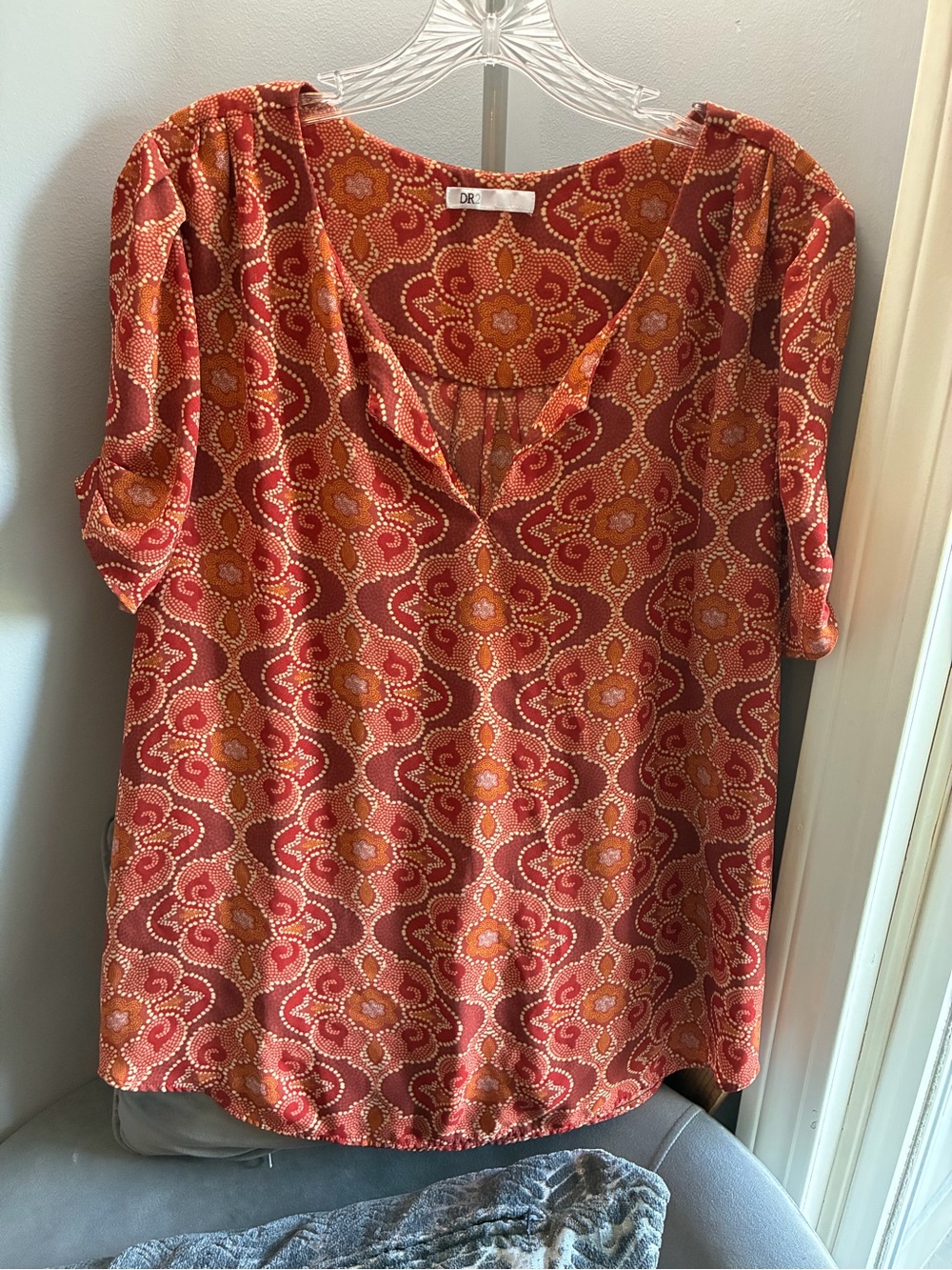 DR2 Rust and Orange Floral-Print V-Neck Blouse